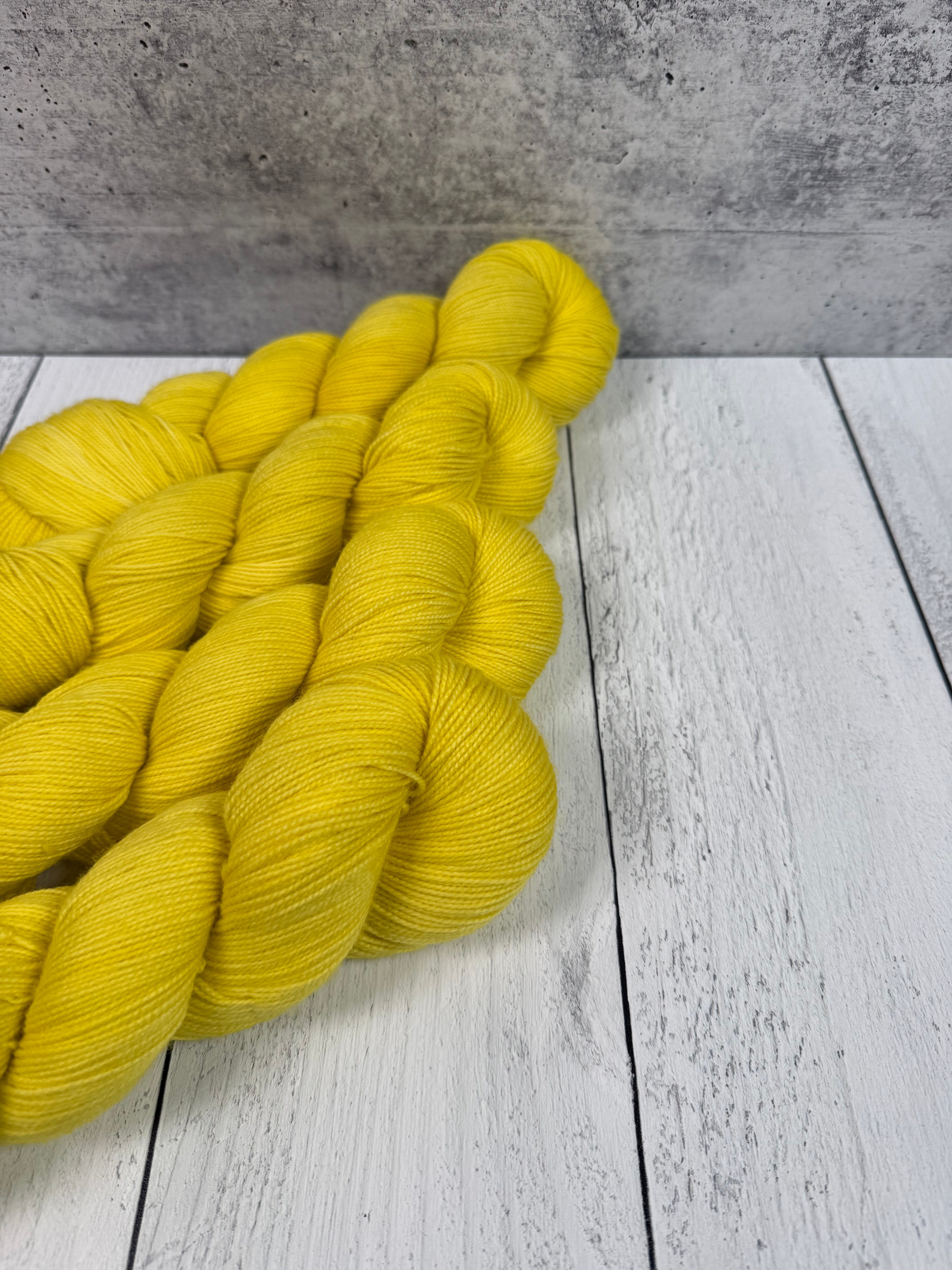 Lemoncello (Apollo) – Needles at the Ready