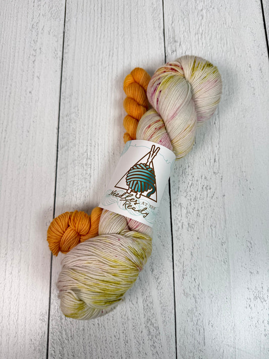 Wildflower Picnic Sock Set w/Yellow Mini (Achilles Sock)