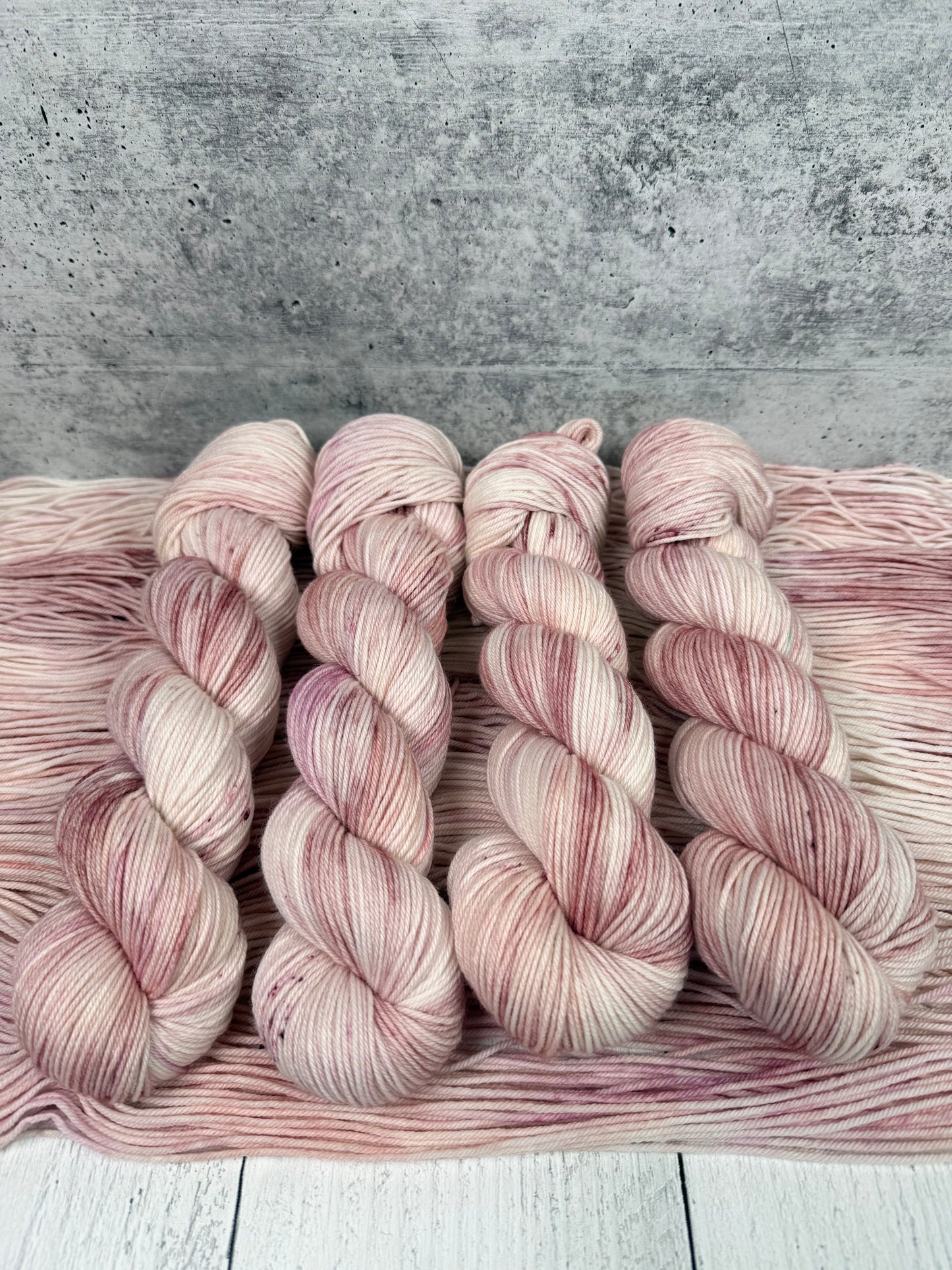 Antique Lace (Achilles DK)