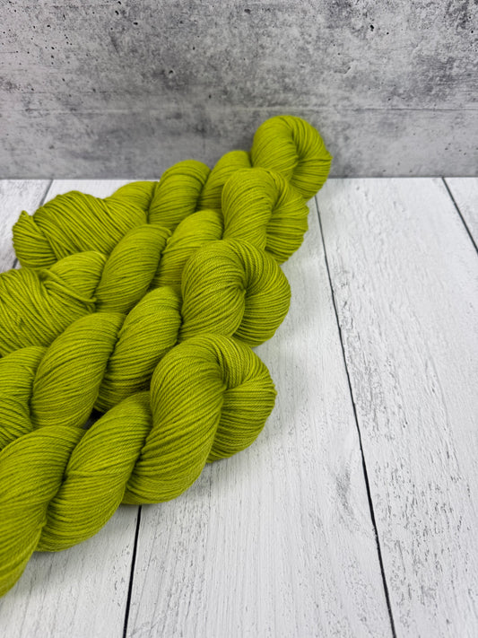 Chartreuse Shock (Achilles DK)